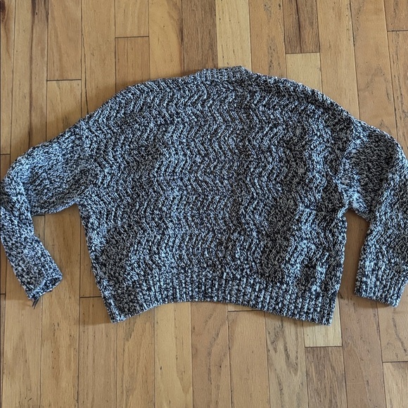 American Eagle | black white knit open front sweater cardigan | cropped | L - Picture 4 of 4